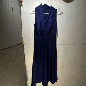 Elegant Navy Blue Sleeveless Dress